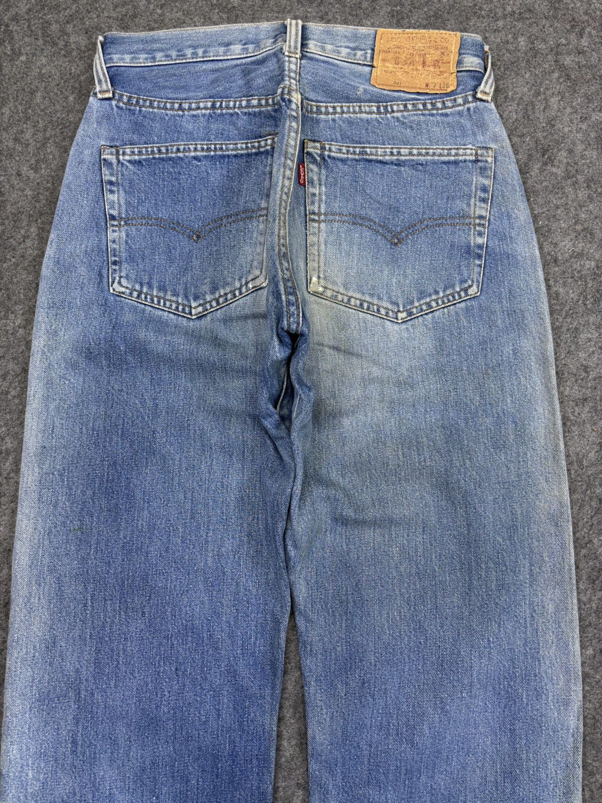 Levi's Vintage Clothing Vintage 90s LEVIS 501 Capital E Denim F802 Size US 27 - 7 Thumbnail