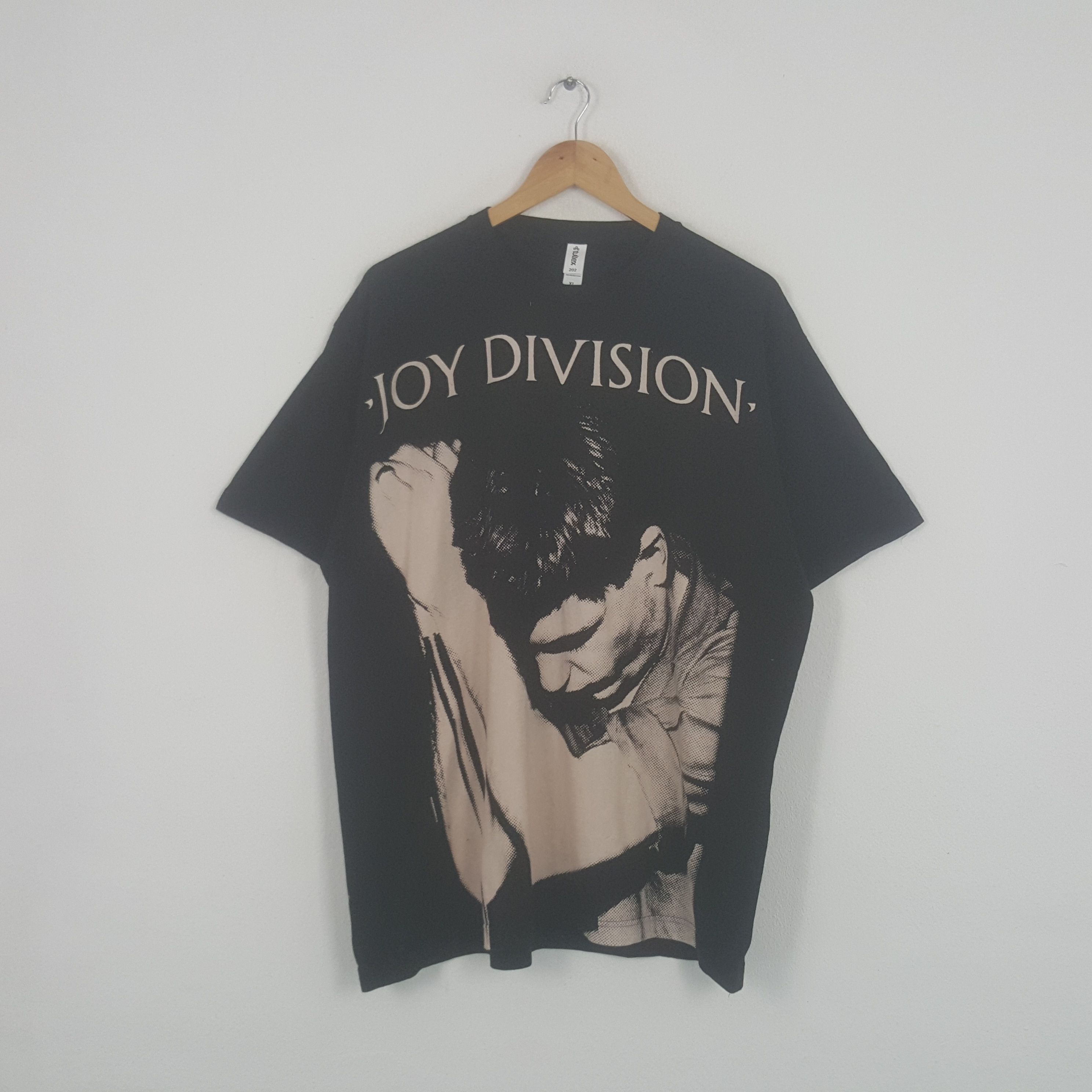 Band Tees × Vintage Vintage Joy Division English Punk Band Tshirt Size US XL / EU 56 / 4 - 1 Thumbnail