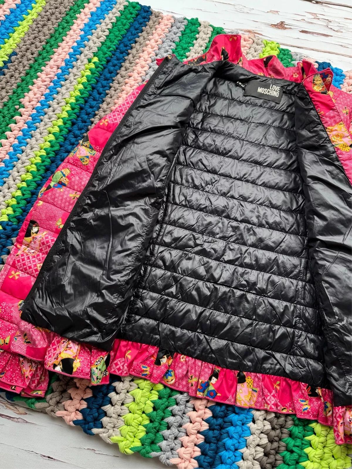 Moschino Love Moschino Down Jacket (V115)(D10) Size M / US 6-8 / IT 42-44 - 7 Thumbnail