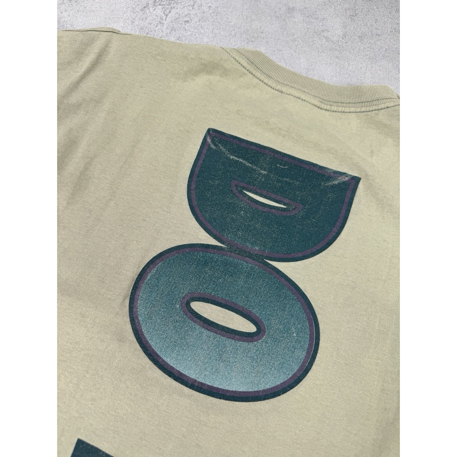 Nike Nike Vintage Big Logo T Shirt Beige Men Size US XL / EU 56 / 4 - 20 Thumbnail