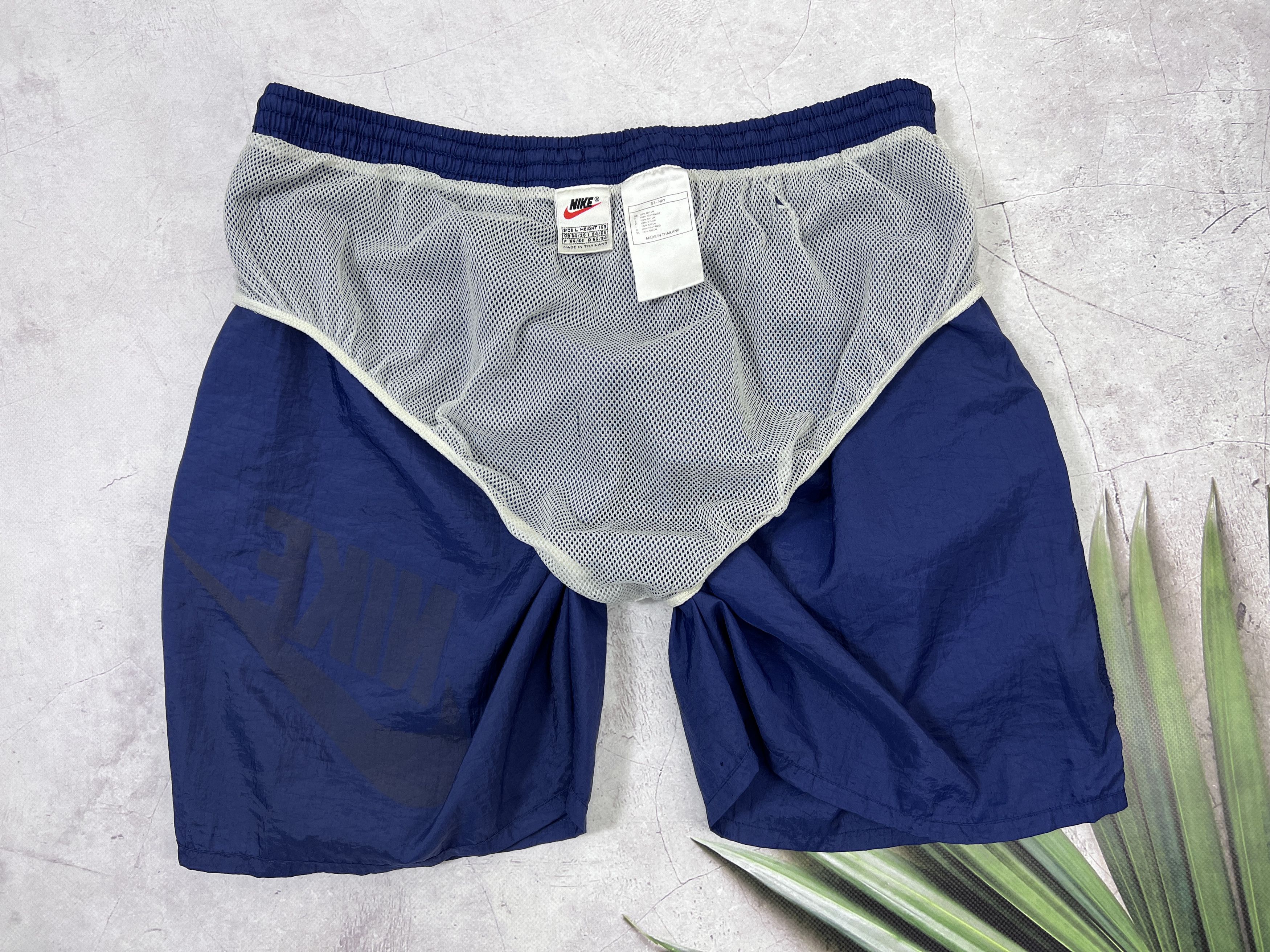 Nike × Vintage Vintage Nike Shorts Swoosh Logo Dark Blue Size US 36 / EU 52 - 16 Thumbnail