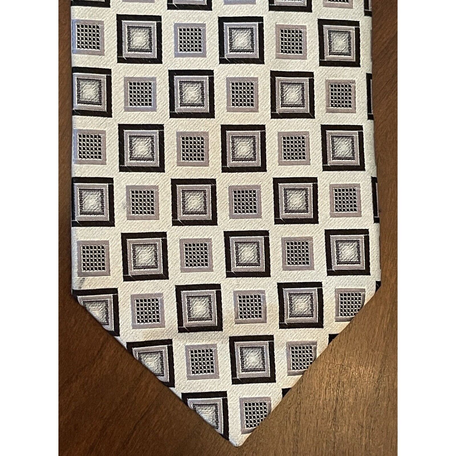 Other Courage Hand Made 100% Silk Men’s Neck Tie Made In China Size ONE SIZE - 1 Thumbnail