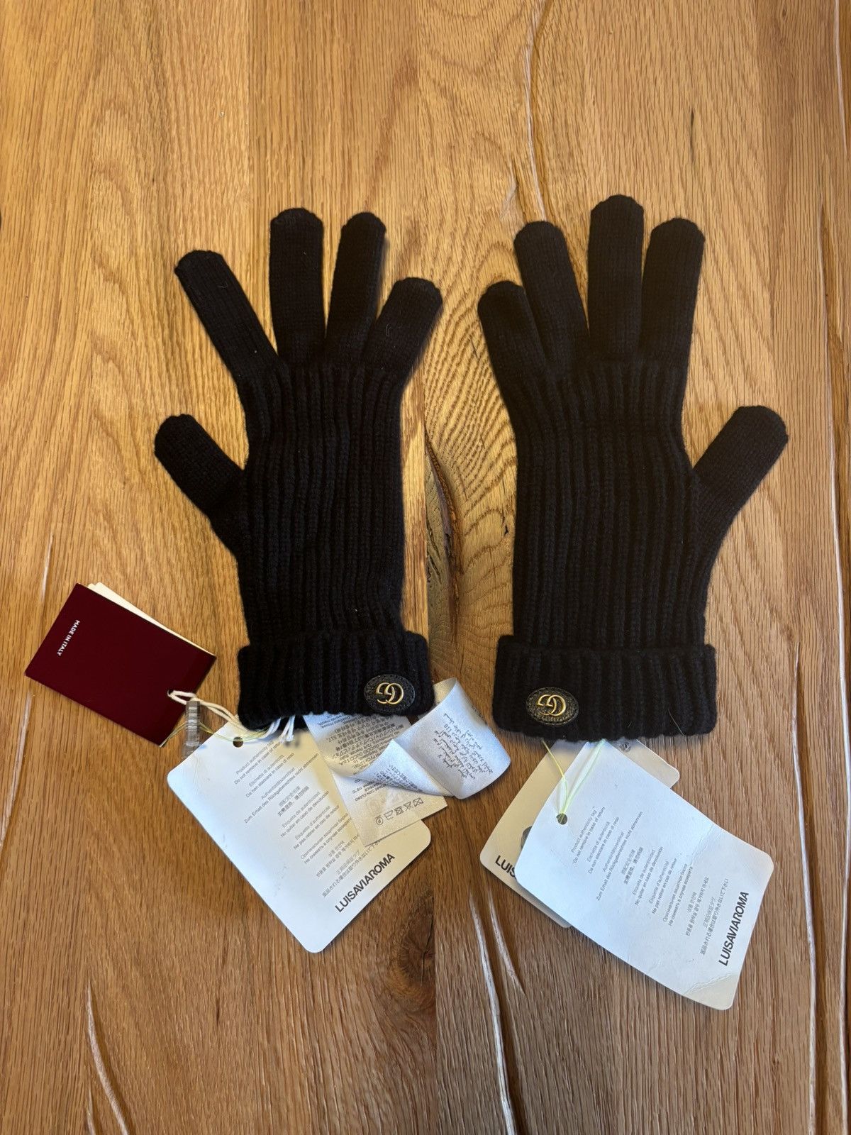 Gucci GUCCI GLOVES NEW WITH TAGS Size ONE SIZE - 1 Thumbnail