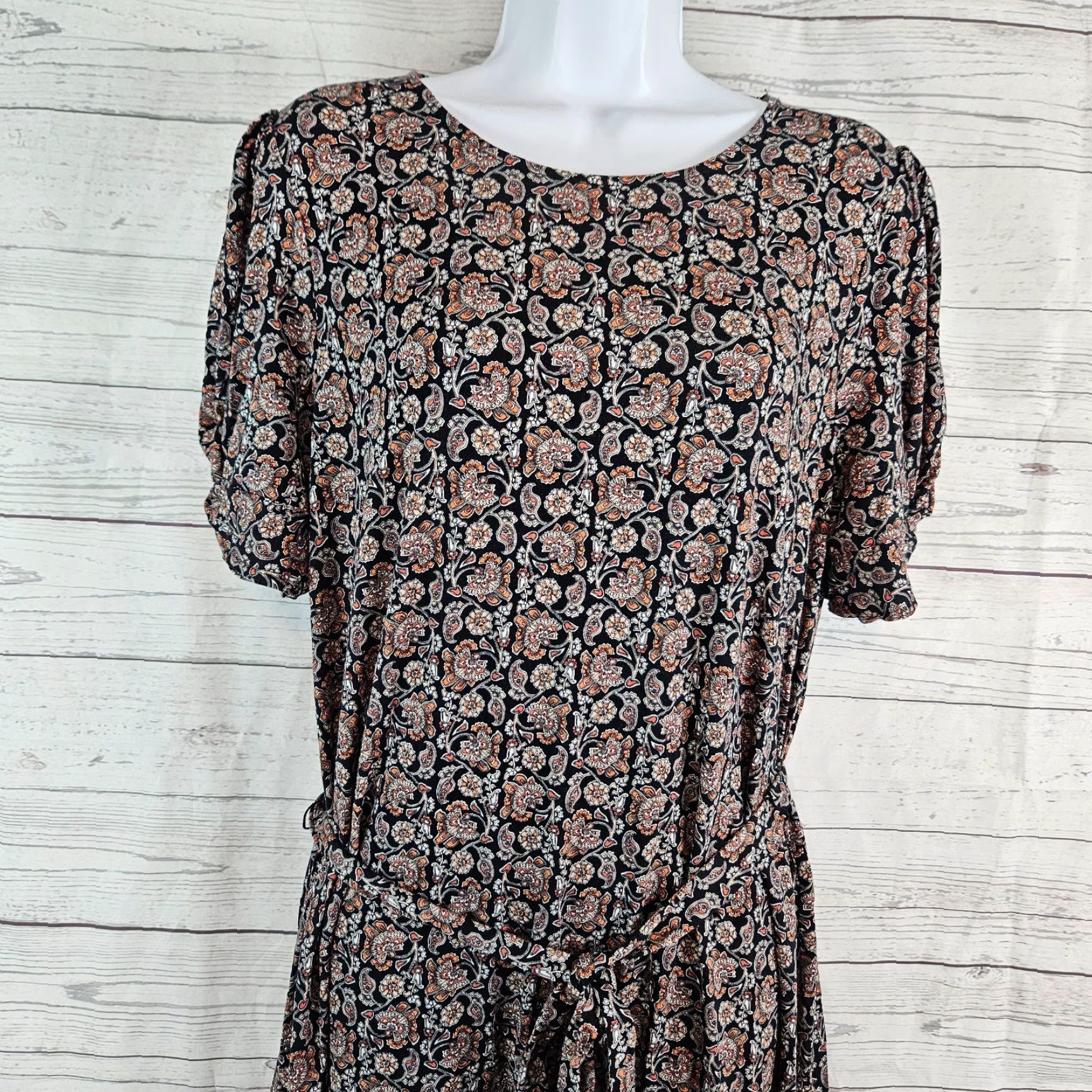 Boden Boden Womens Knot Detail Jersey Mini Dress Sz 14 Black Orange Floral Shirt Womens Mini Dress 14 Black Floral Size XL / US 12-14 / IT 48-50 - 2 Thumbnail