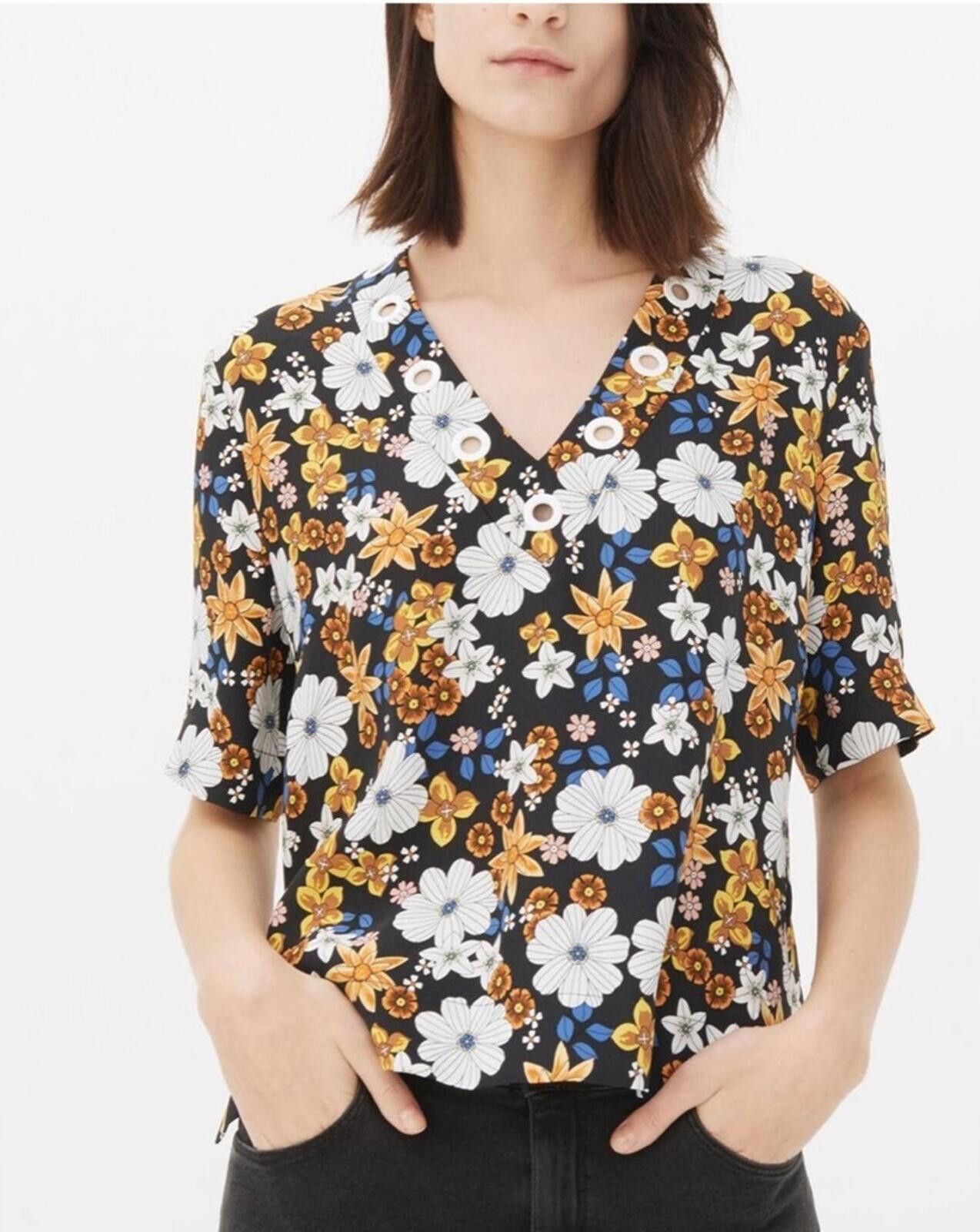 Sandro Sandro ParisFloral V-Neck Eyelet Blouse Size 1 Small Size S / US 4 / IT 40 - 1 Thumbnail