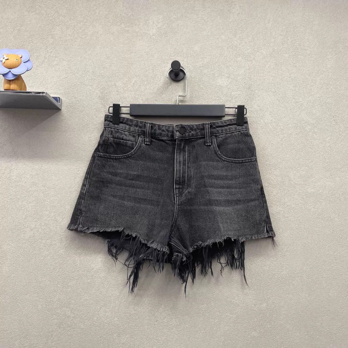 Alexander McQueen alexanderwang women's washed black slim edgy denim shorts 25 Size 25" / US 0 / IT 36 - 1 Thumbnail