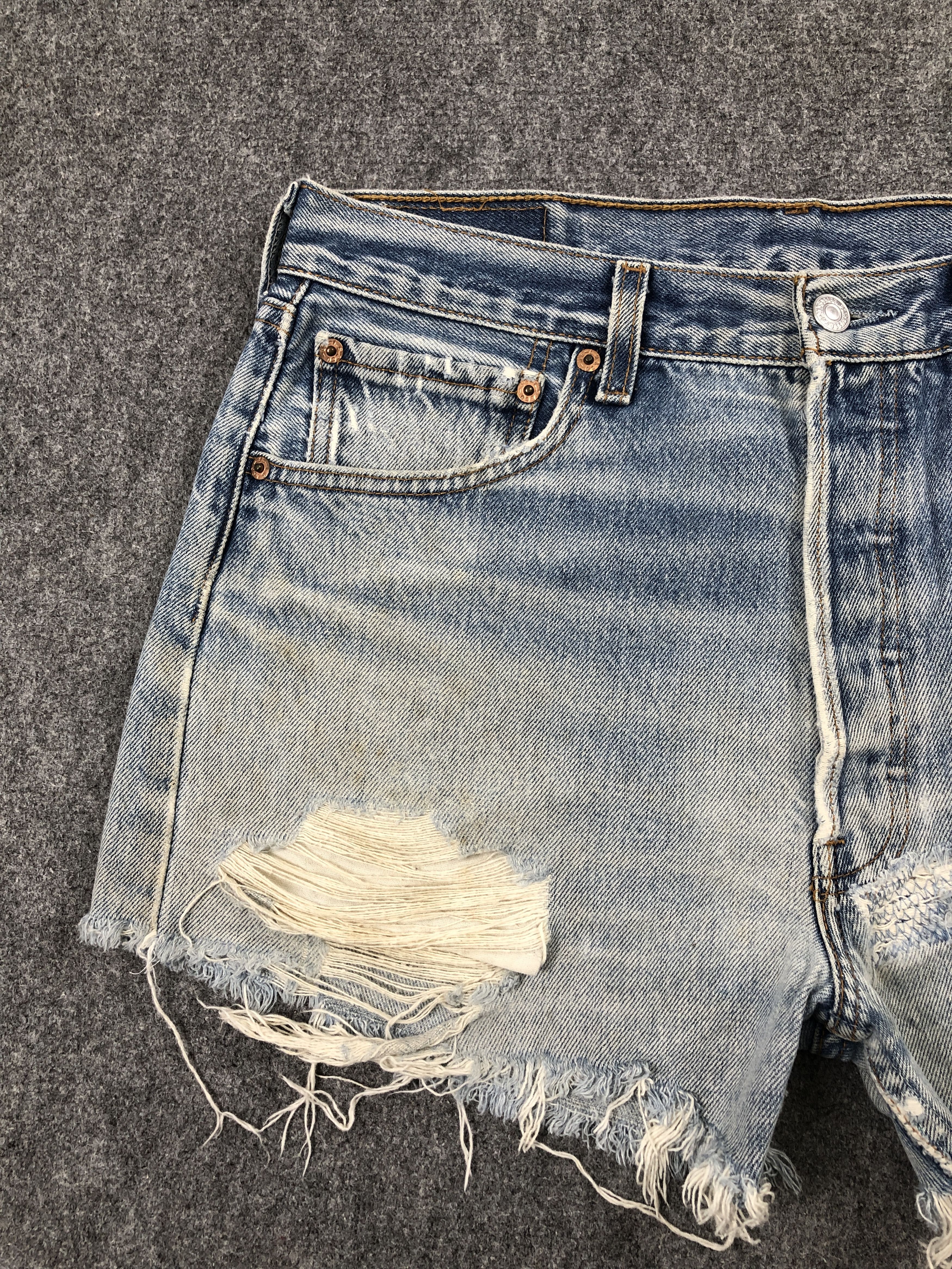 Levi's Vintage Distressed Levis 501 Cropped Jeans DP2416 Size US 32 / EU 48 - 8 Thumbnail