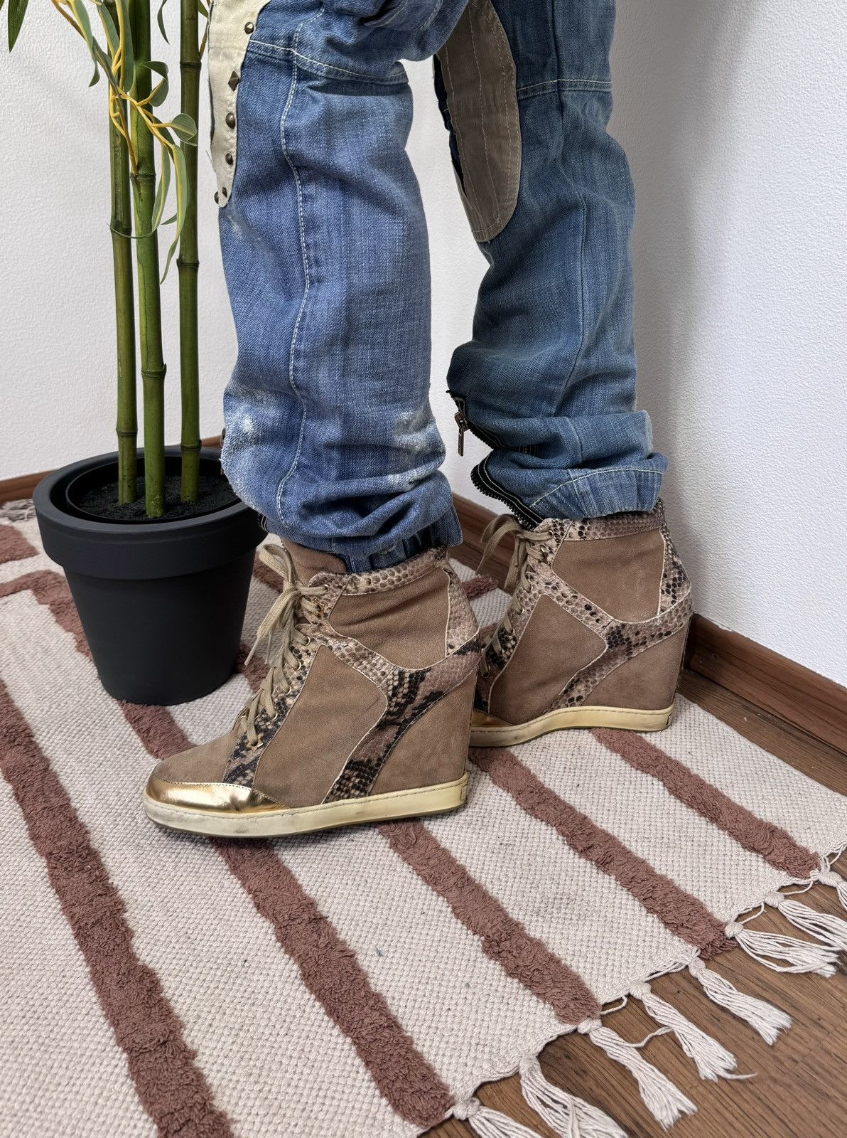 Jimmy Choo VINTAGE JIMMY CHOO BECKETT HIGH PLATFORM SNEAKERS SHOES Size US 10 / IT 40 - 3 Thumbnail
