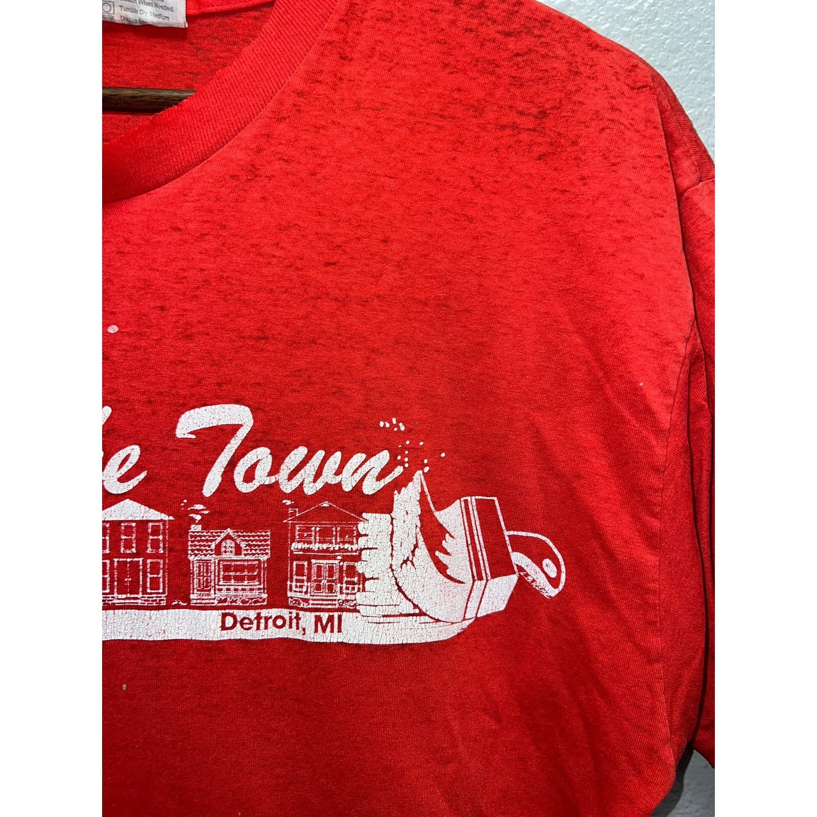 Vintage Vintage Detroit Shirt Paint The Town August 18 Tee Worn XL Size US XL / EU 56 / 4 - 4 Thumbnail