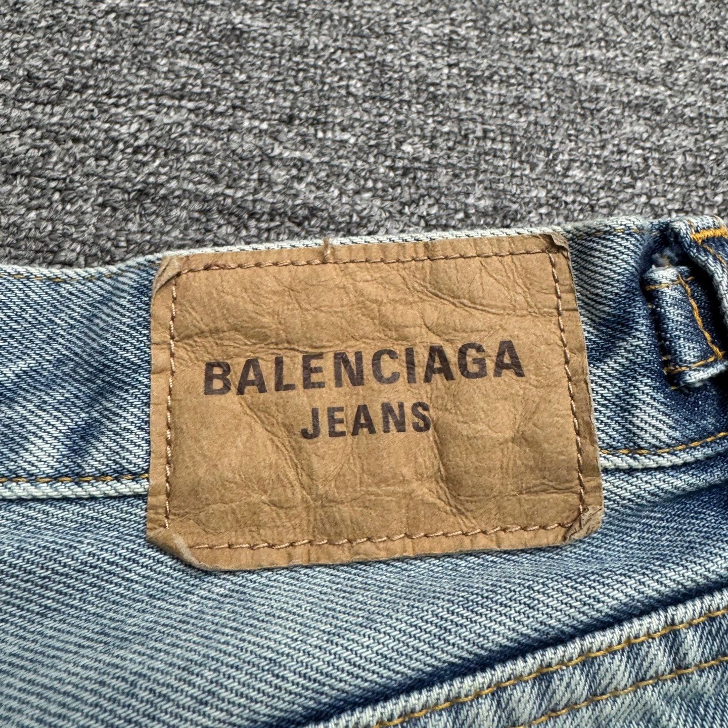 Balenciaga Balenciaga Knee Ripped Jeans XS 98 New Stain Size US 30 / EU 46 - 7 Thumbnail