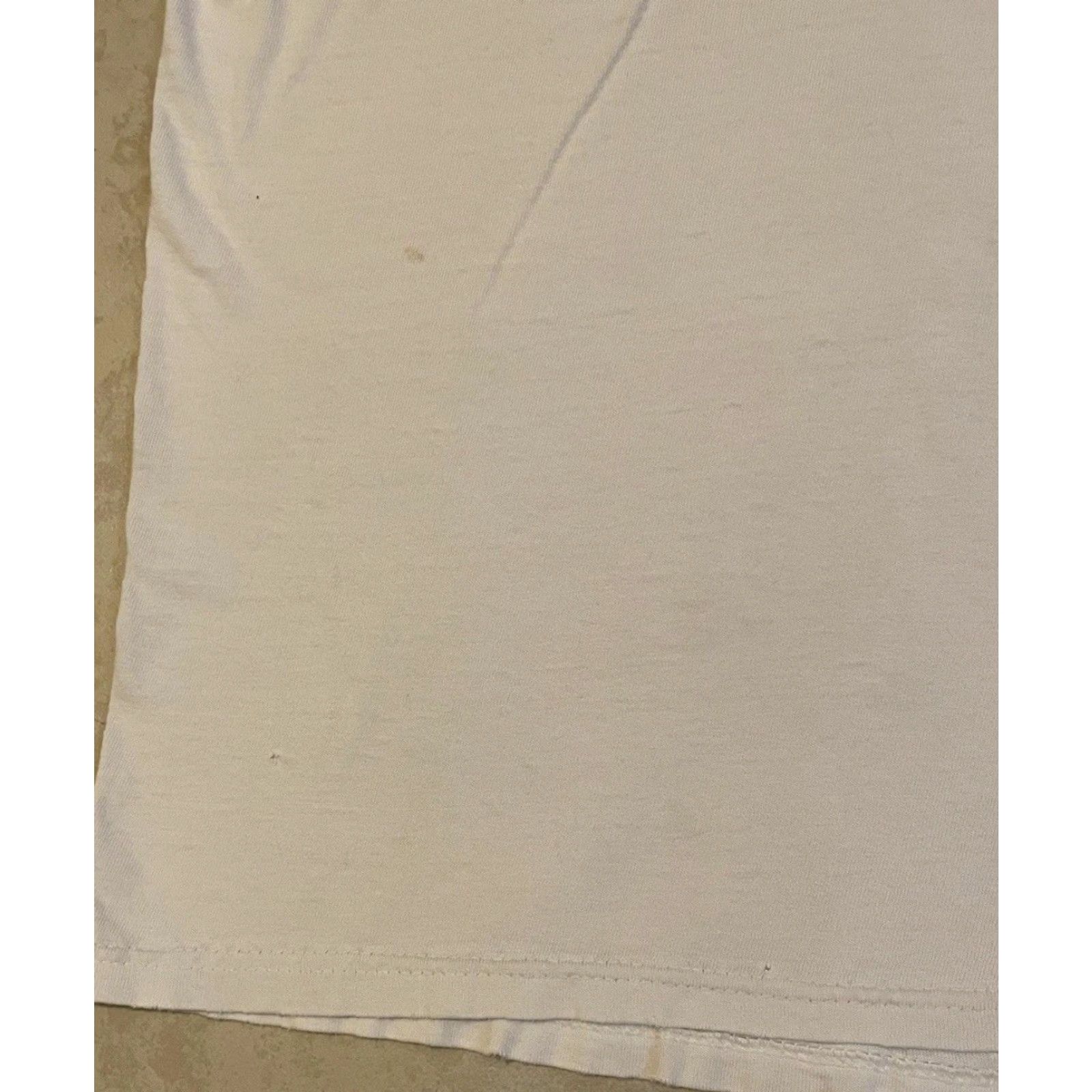 Vintage Vtg 90s Maricopa County Sheriff Academy Faded Distress Shirt 3X Arizona Police Shirt T-Shirt White 3XL Mens Graphic Tee Vintagestyle Size US XXL / EU 58 / 5 - 6 Thumbnail