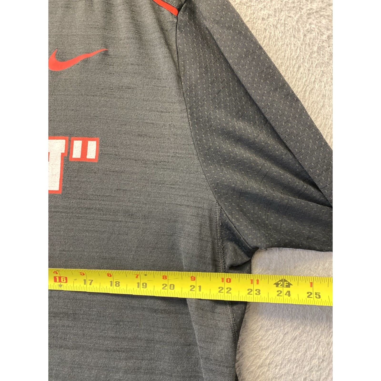 Nike Nike Dri-FIT Black Long Sleeve Training Top Swoosh 142-51 Size US XL / EU 56 / 4 - 4 Thumbnail