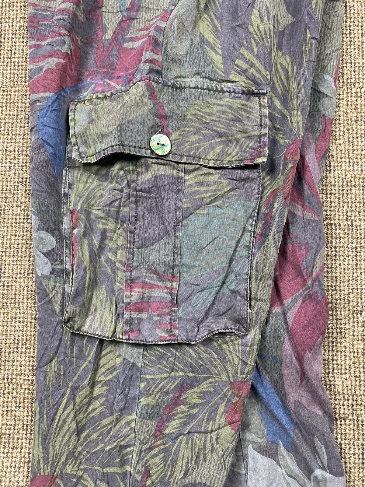 Desigual Desigual Cargo Trousers Floral Multi Colour Pant Size 28" / US 6 / IT 42 - 8 Thumbnail