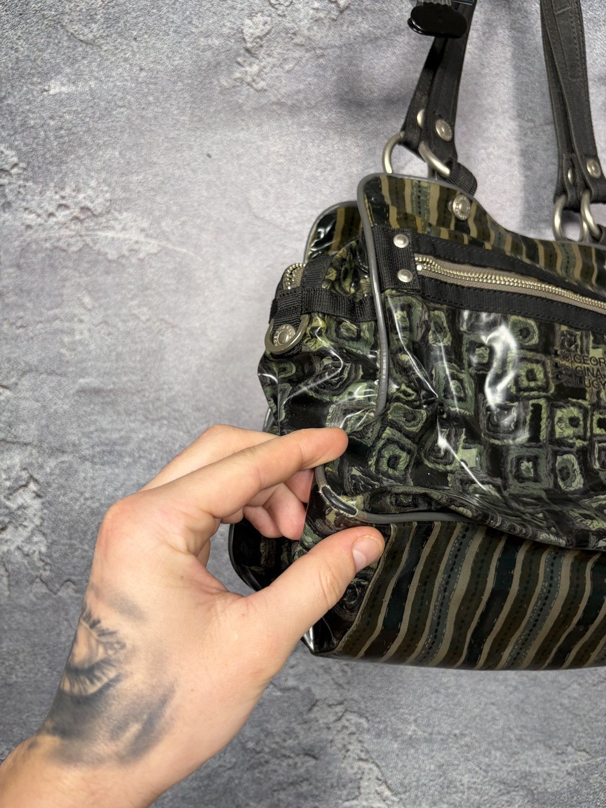 George Gina & Lucy Vintage George Gina Lucy GGL Rock the Wok Bag Size ONE SIZE - 24 Thumbnail