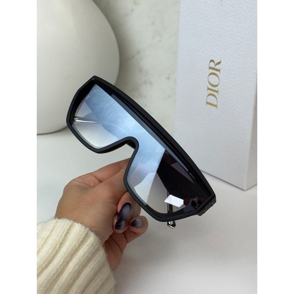 Dior NEW Dior DiorClub M7U Shield Mask Sunglasses Black Mirror Size ONE SIZE - 8 Thumbnail