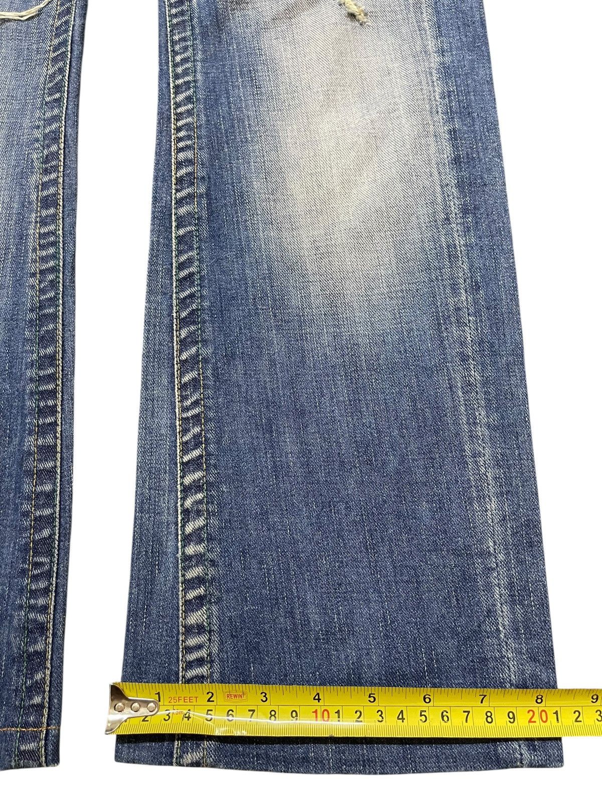 Japanese Brand Vintage Japanese Brand Faded Wash Distressed Loose Jeans Size US 30 / EU 46 - 17 Thumbnail