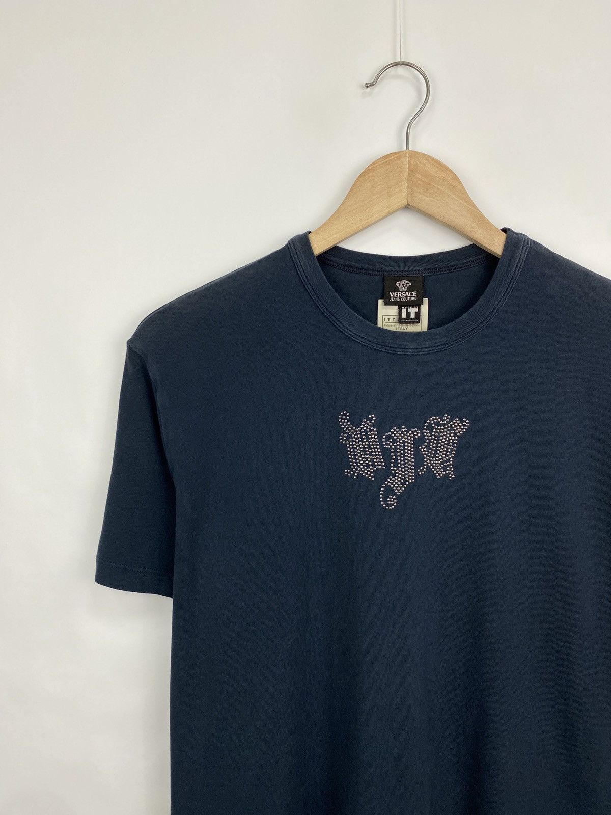 Versace Jeans Couture 🇮🇹 Vintage 90s Versace Archive Jeans Couture Rhinestones Tee Size US M / EU 48-50 / 2 - 2 Thumbnail