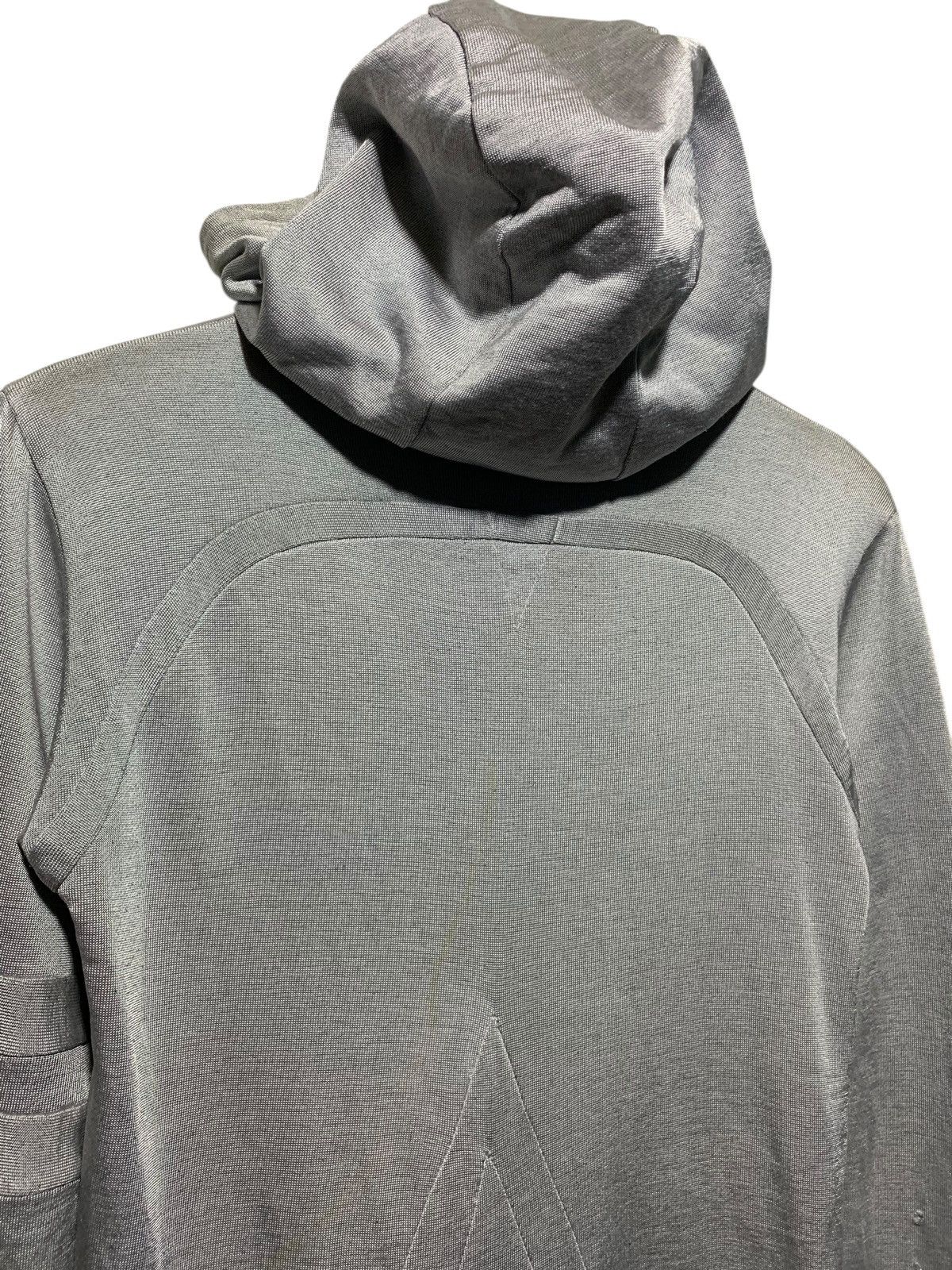 14th Addiction Advantage cycle triangle silver hoodie Made in Japan Size US S / EU 44-46 / 1 - 6 Thumbnail