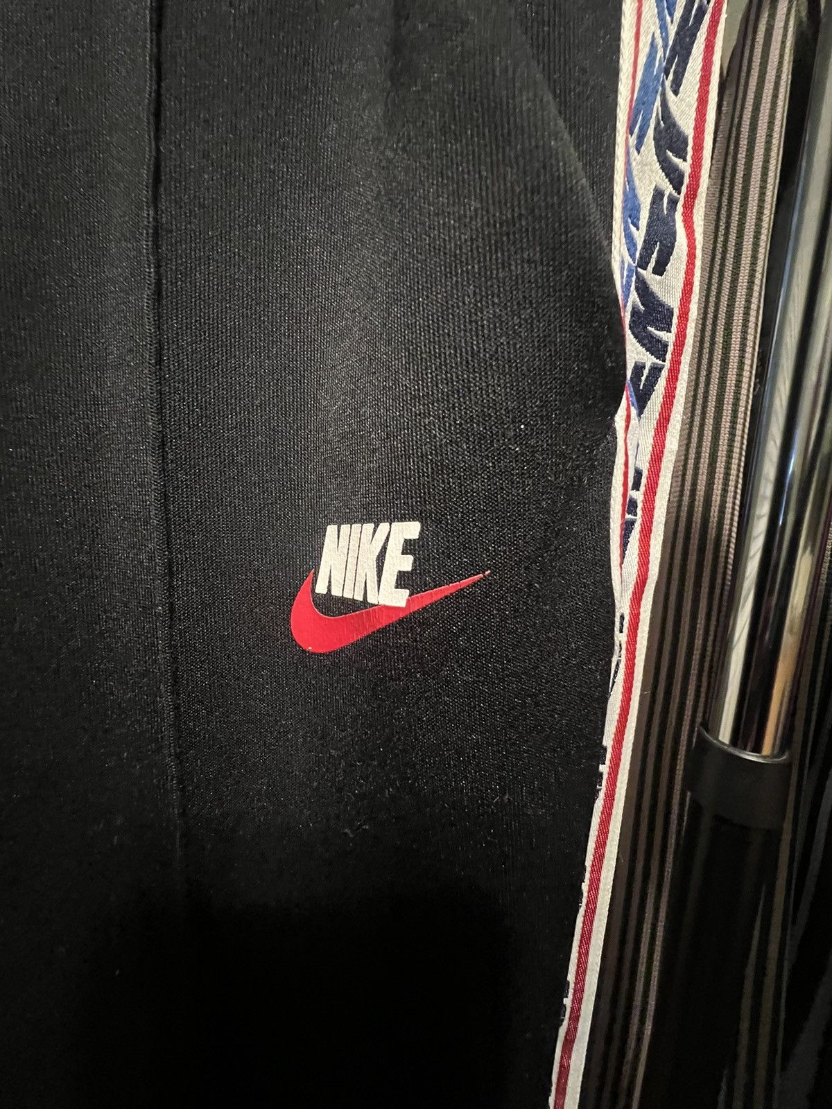 Nike Nike Tape Logo Track-pants Size US 28 / EU 44 - 3 Thumbnail