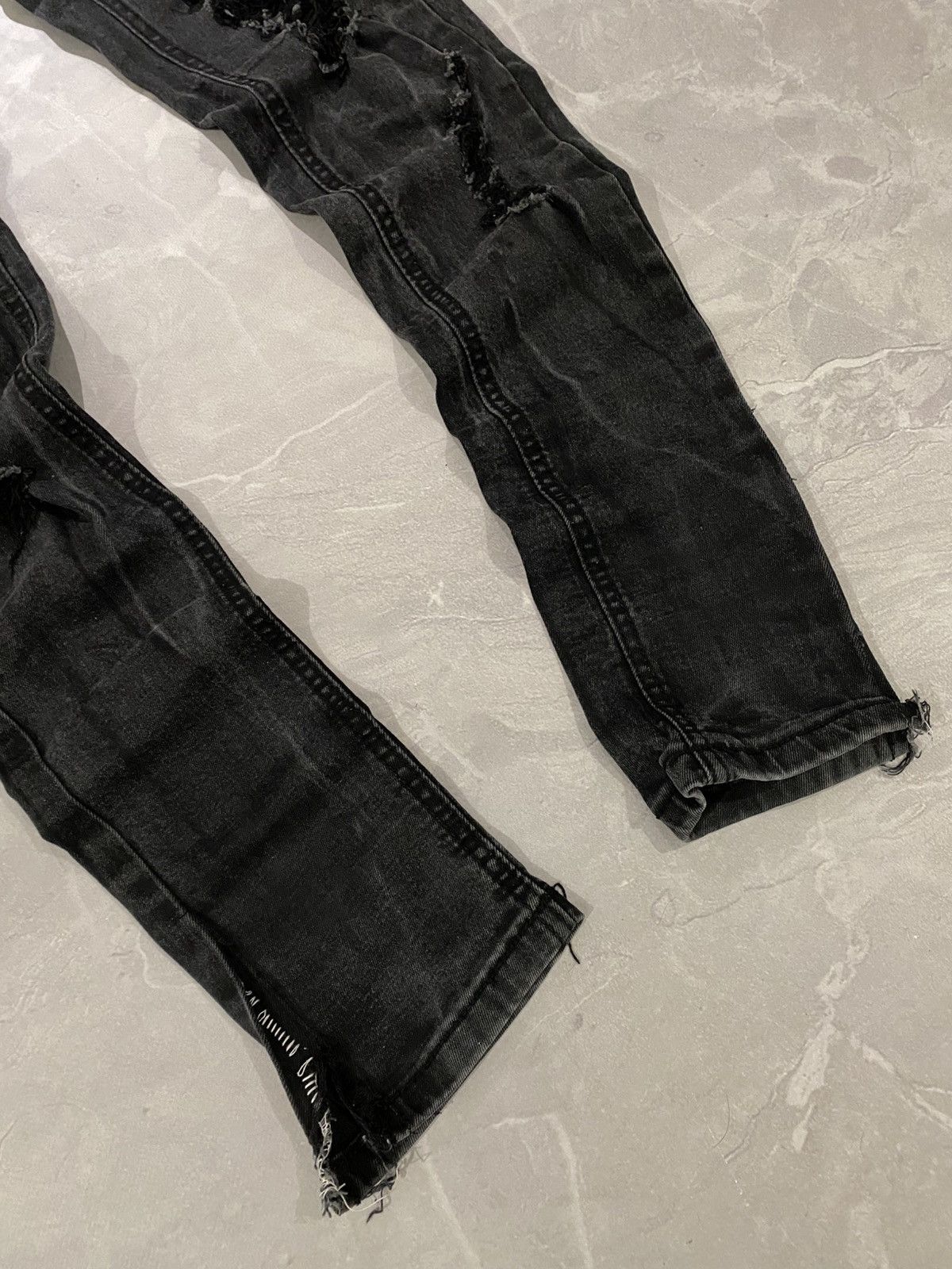 Vintage Black Distressed Skinny Fit Jeans Y2K Size US 31 - 2 Thumbnail