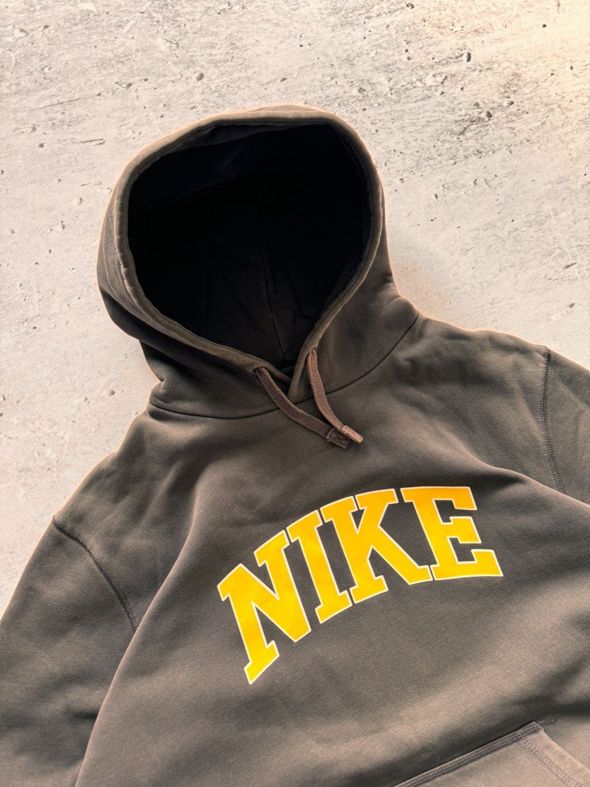 Nike × Vintage NIKE VINTAGE CENTER LOGO OVERSIZE BOXY HOODIE Size US XL / EU 56 / 4 - 4 Thumbnail