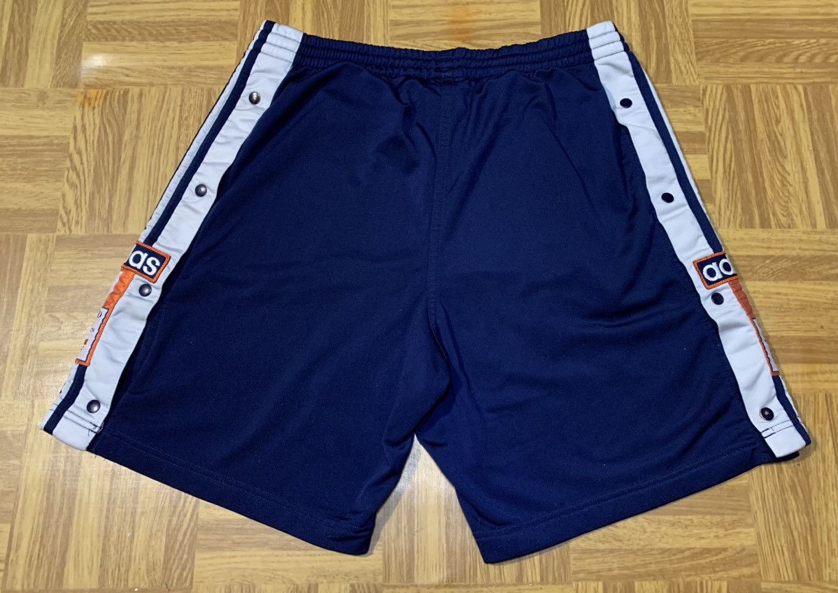 Adidas × Vintage Adidas Vintage Shorts Button Size M Navy Y2K Big Logo Size US 32 / EU 48 - 6 Thumbnail