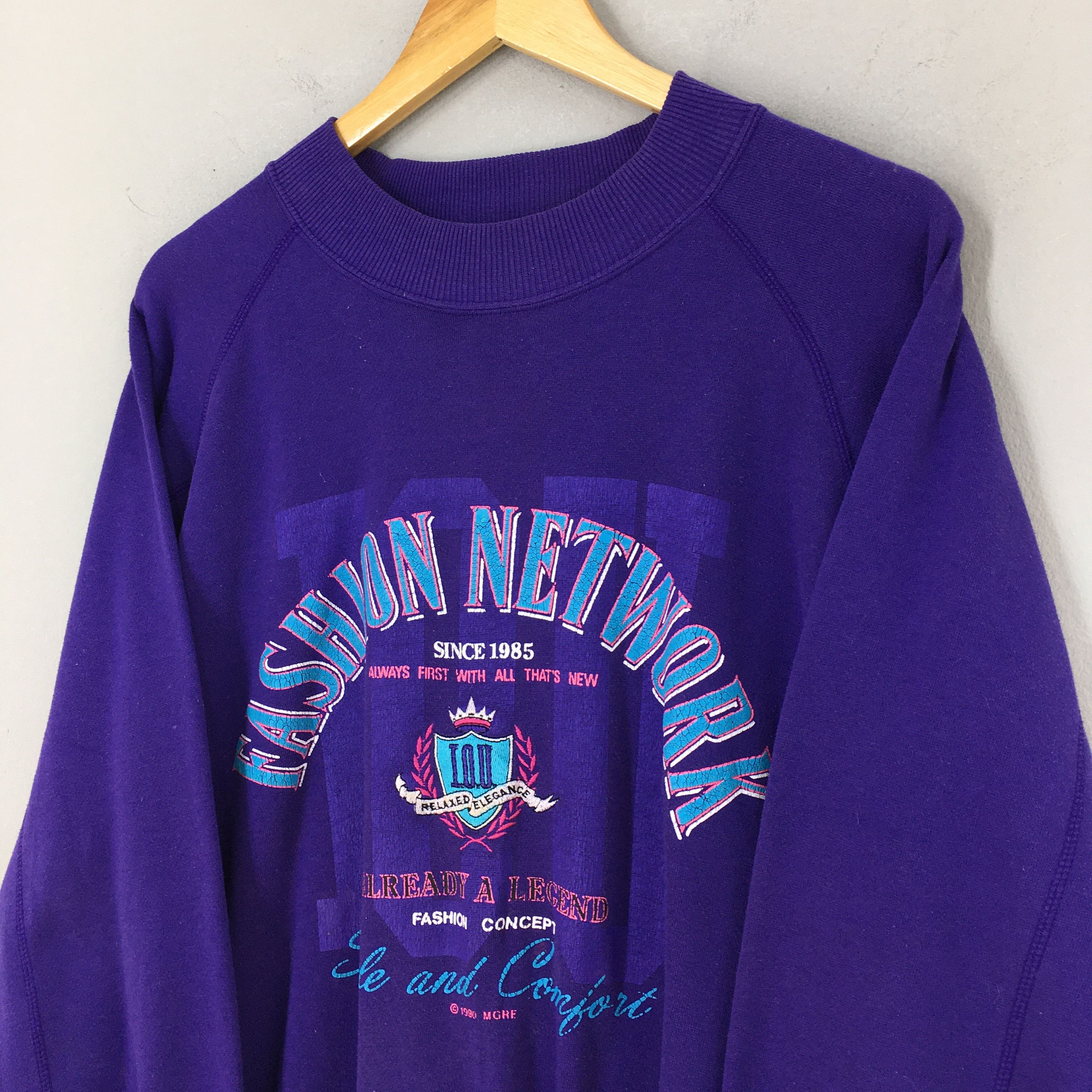 Vintage Vintage Fashion Network Streetwear Puprle Sweatshirt Medium Size US M / EU 48-50 / 2 - 3 Thumbnail