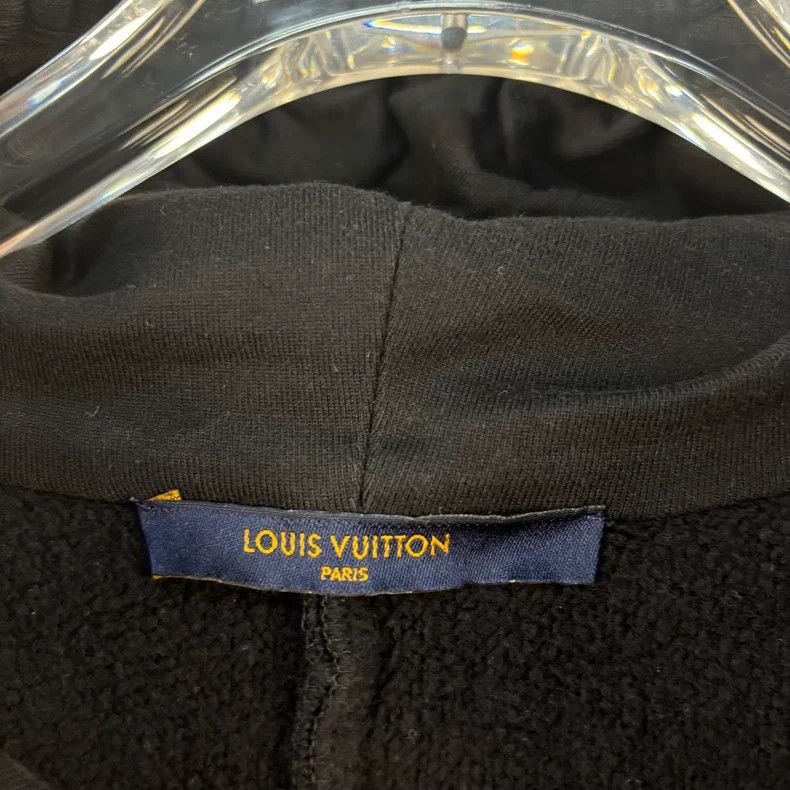 Louis Vuitton Louis Vuitton Circumferential presbyopic Logo printed hood Size US L / EU 52-54 / 3 - 4 Thumbnail