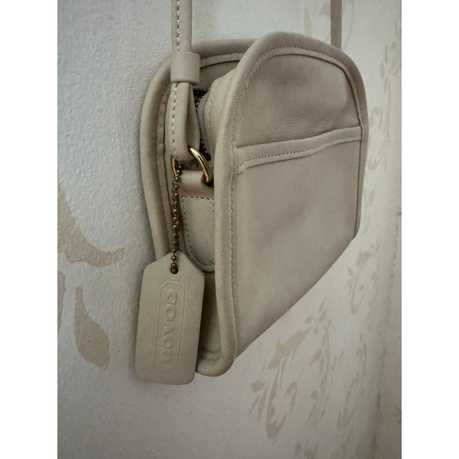 Coach Coach Winter White Crossbody Handbag Size ONE SIZE - 6 Thumbnail
