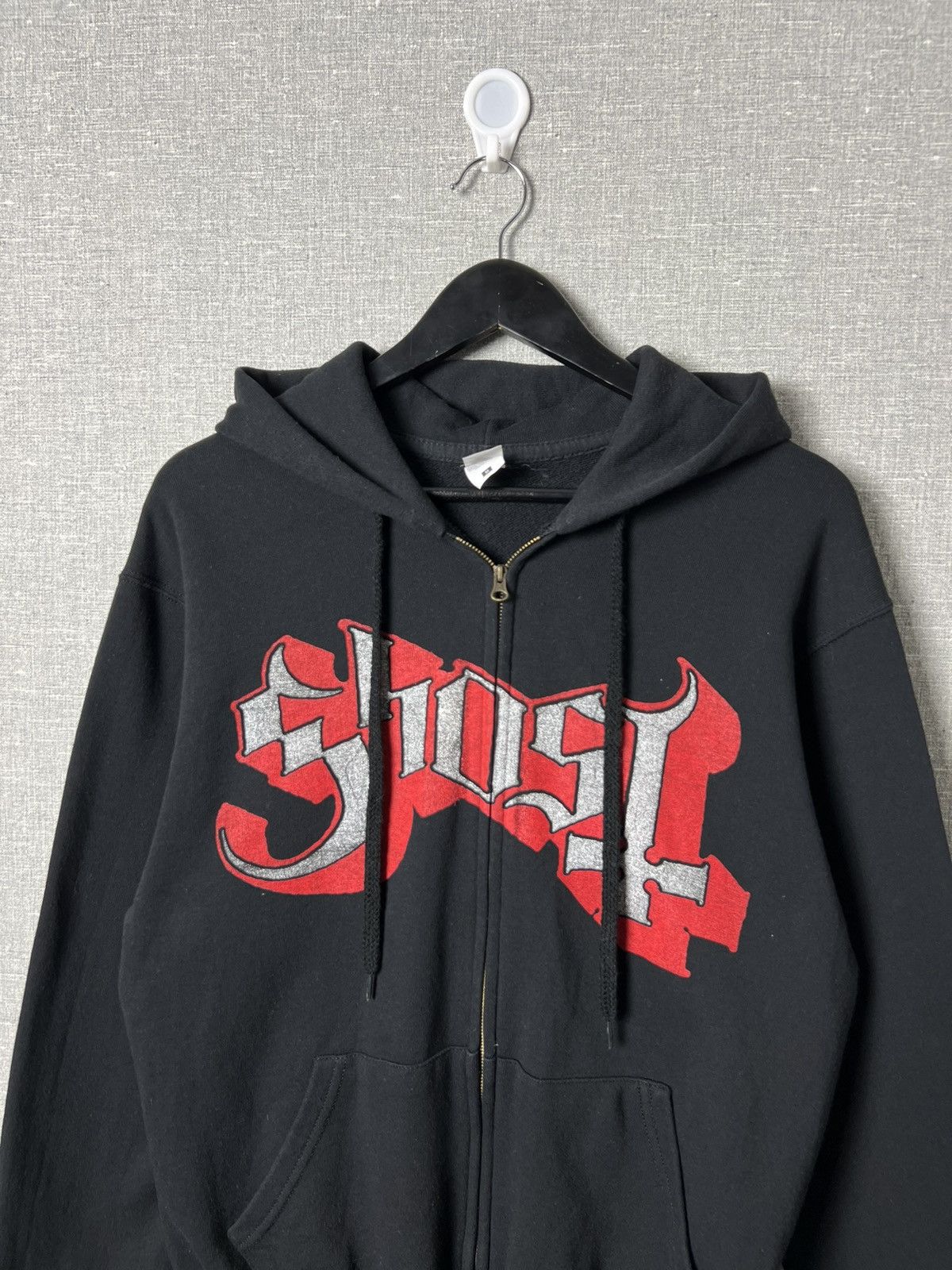 Band Tees Ghost Rare Back Printed Big Logo Zip Up Hoodie Size M Size US M / EU 48-50 / 2 - 7 Thumbnail