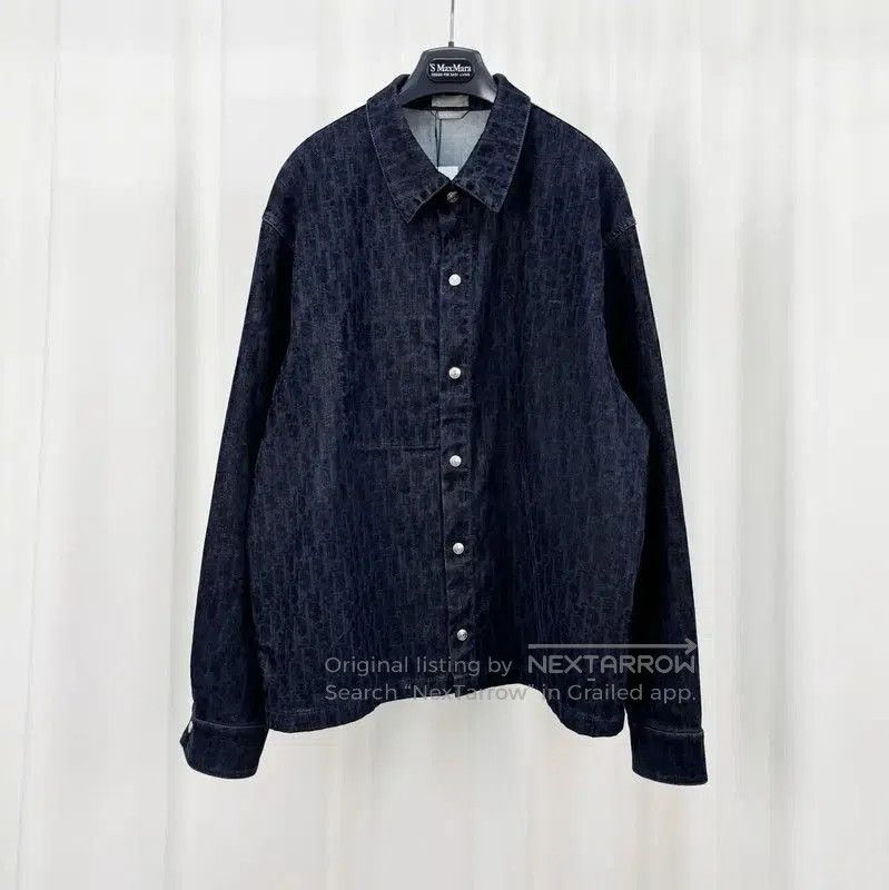 Dior Long Sleeve Denim Jacket in Gray and Black .