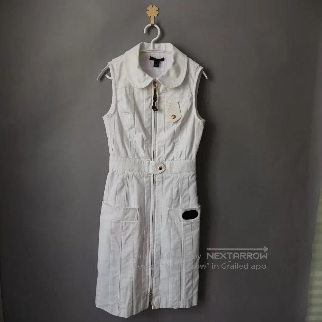 Louis Vuitton Louis Vuitton White Vest Utility Dress. Size XXS / US 00 / IT 34 - 1 Thumbnail