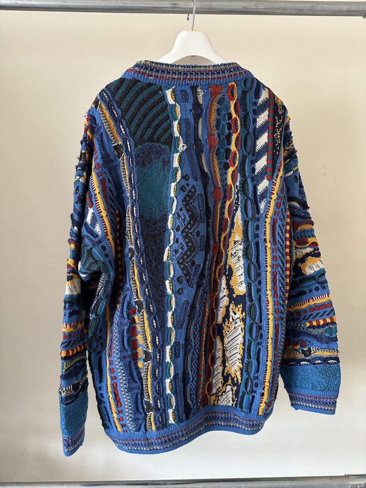 Coogi 1990s Carlo Alberto Distressed 3D knitted sweatshirt Size US M / EU 48-50 / 2 - 7 Thumbnail