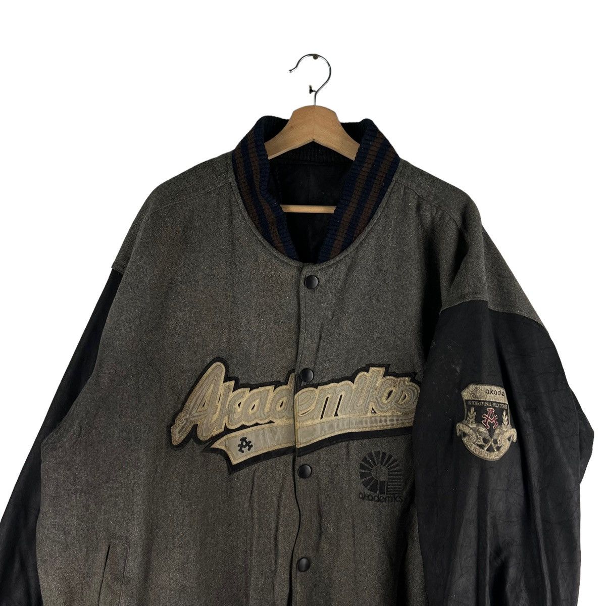 Japanese Brand 🔥90’s Vintage Varsity Bomber Jacket Alcademiko Big Logo Size US L / EU 52-54 / 3 - 3 Thumbnail