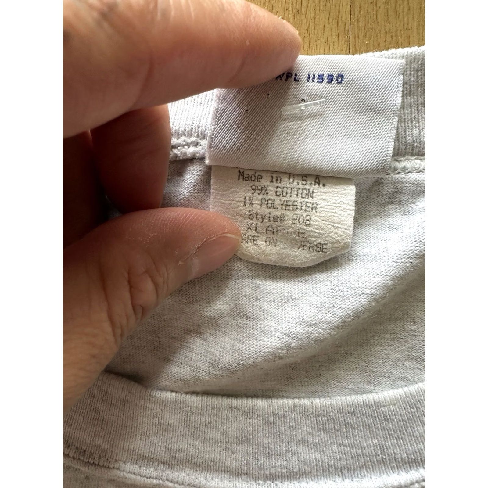 NCAA VINTAGE University Of Nebraska Gray Single Stitch T-Shirt NCAA XL Men XS? Size US XL / EU 56 / 4 - 5 Thumbnail