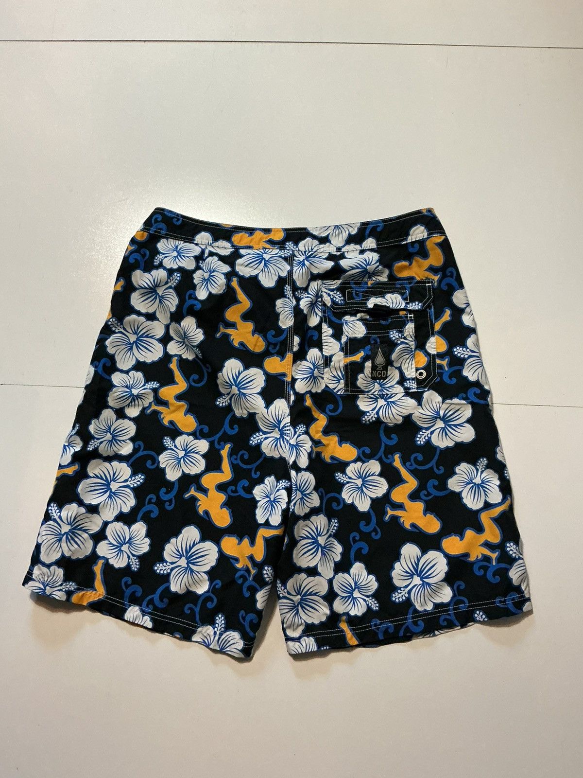 Other VTG Y2K MCD More Core Division Hibiscus Surf Board Shorts Size US 38 / EU 54 - 3 Thumbnail
