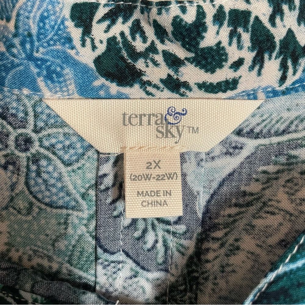 Other Terra & Sky Floral Long Sleeve Tie Neck Rayon Blouse Size 2 Size XXL / US 16-18 / IT 52-54 - 7 Thumbnail