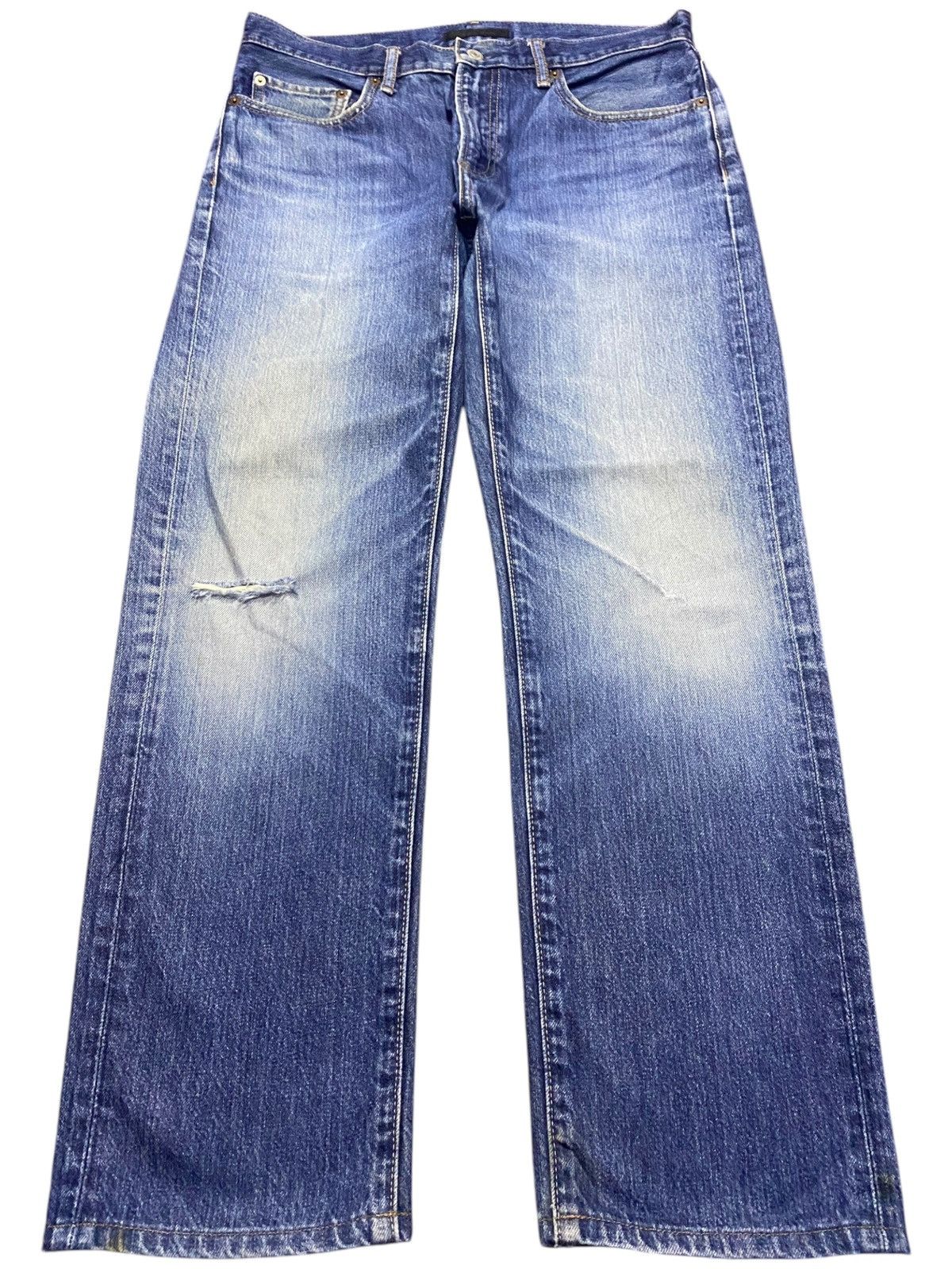 Japanese Brand Vintage Japanese Brands Uniqlo Faded Distressed Loose Jeans Size US 34 / EU 50 - 1 Thumbnail