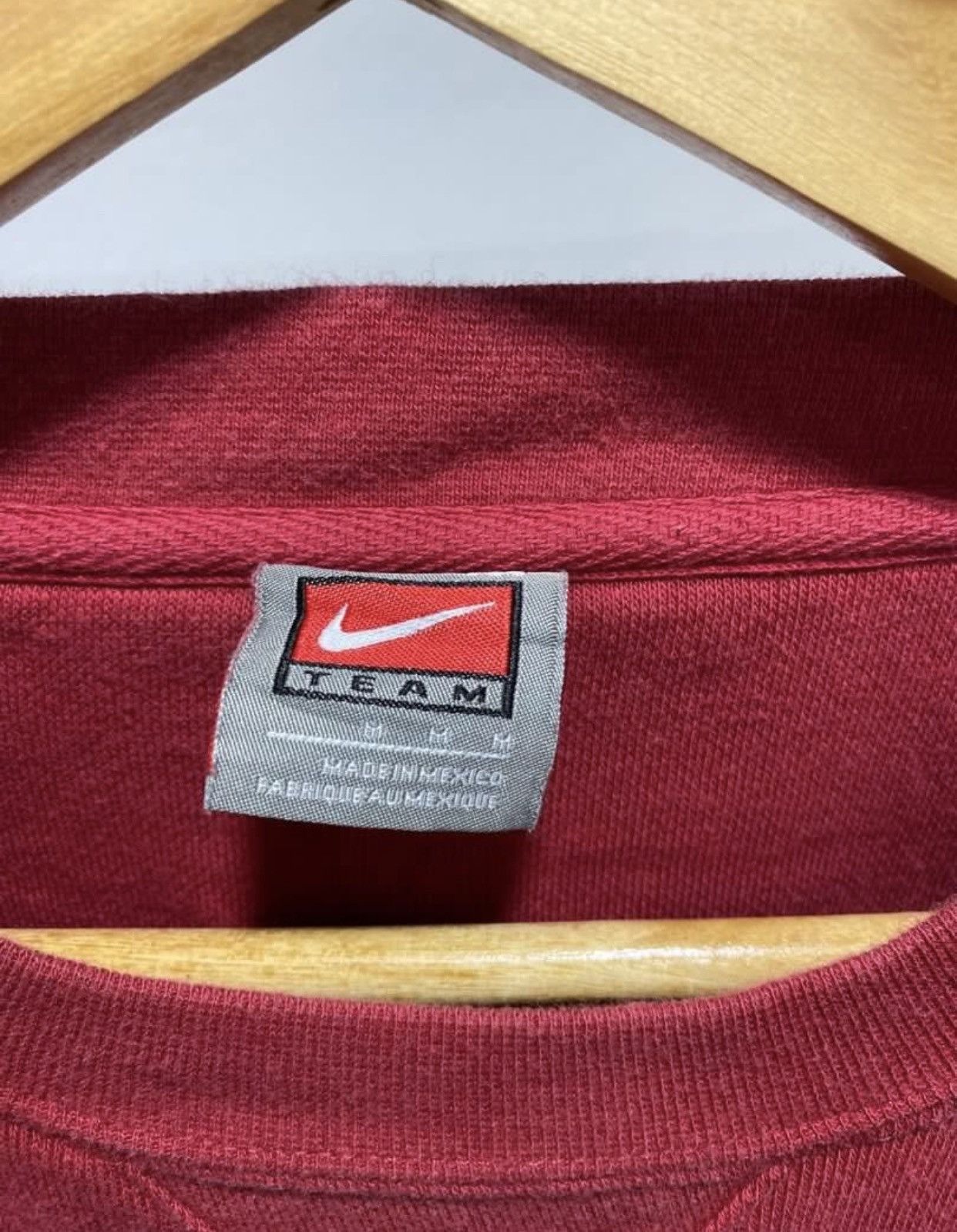 Nike 💥FINAL DROP💥 Nike Team Center Swoosh Indiana University 90s Size US M / EU 48-50 / 2 - 4 Thumbnail