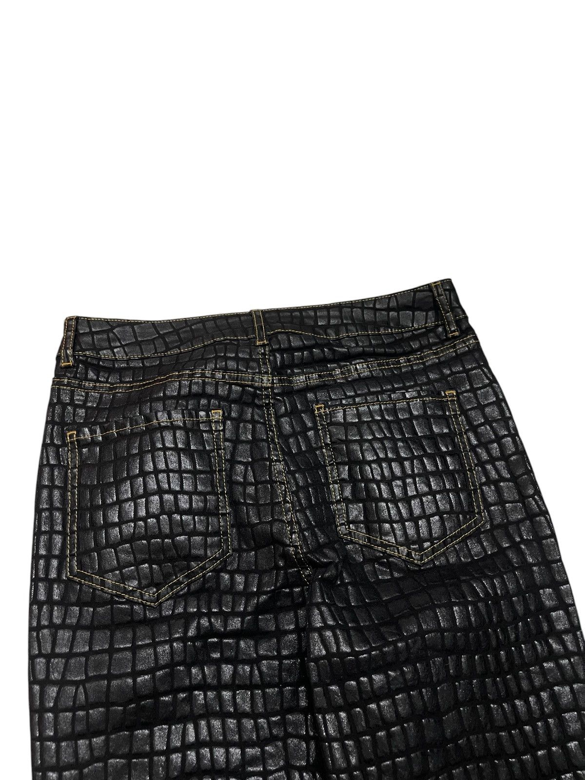 The Unbranded Brand Asos Black Crocodile Print Effect Obscure Pants Size US 32 / EU 48 - 4 Thumbnail