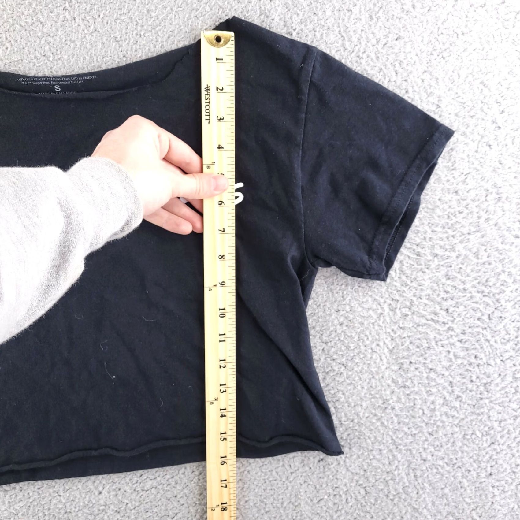 Logo 7 Friends Crop T Shirt Womens Small Black Logo Cropped Size S / US 4 / IT 40 - 5 Thumbnail