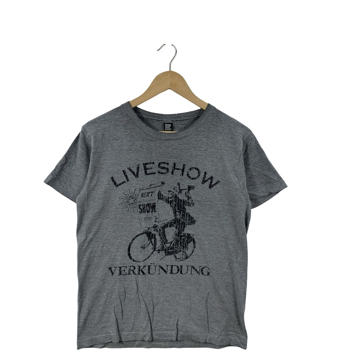 Vintage Vintage Liveshow Verkundung Graphic Distressed Bicycle Size US S / EU 44-46 / 1 - 5 Thumbnail