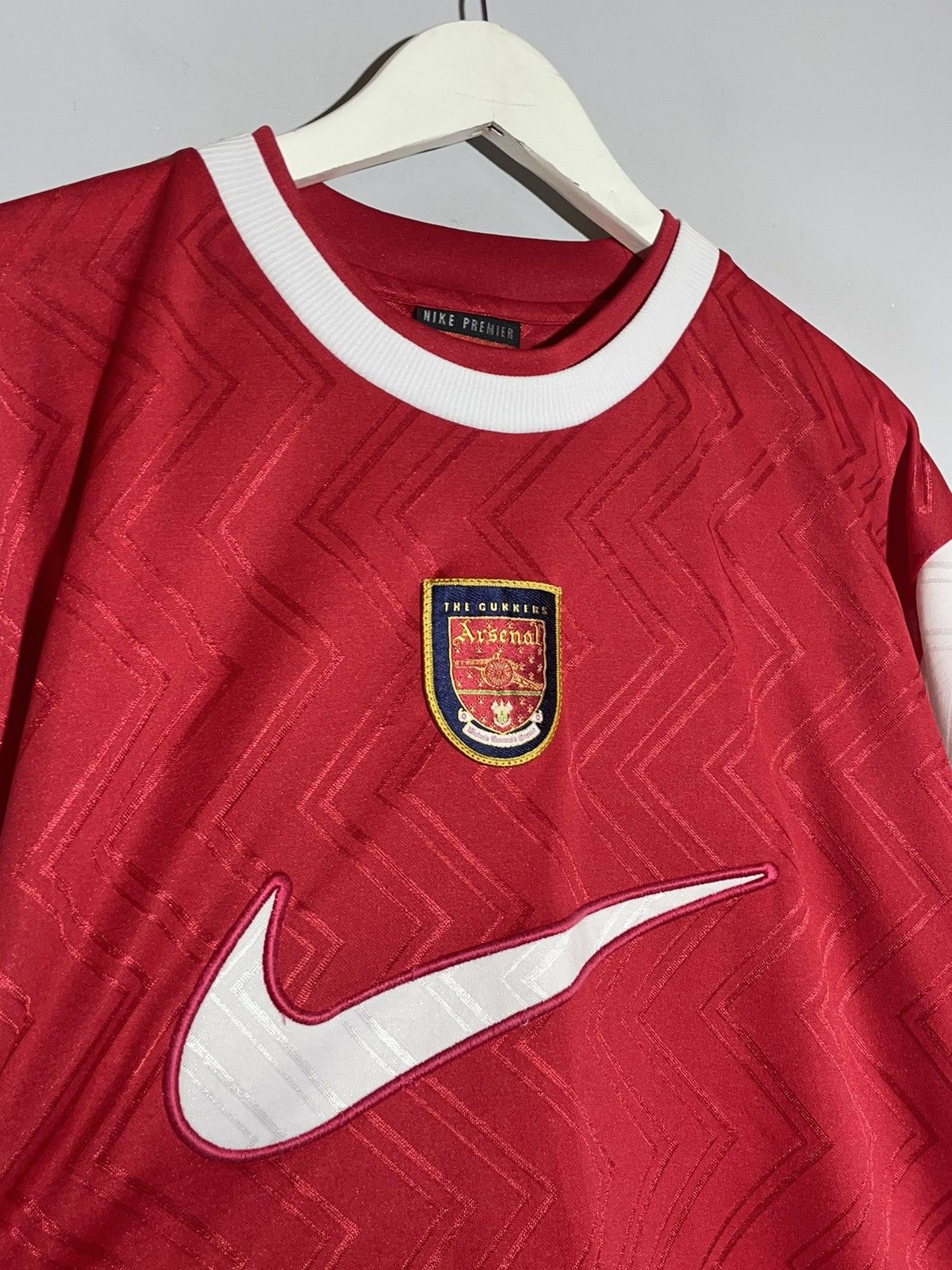 Nike × Vintage Arsenal FC Nike Vintage 90’s Centre Logo Football Shirt Size US XL / EU 56 / 4 - 4 Thumbnail