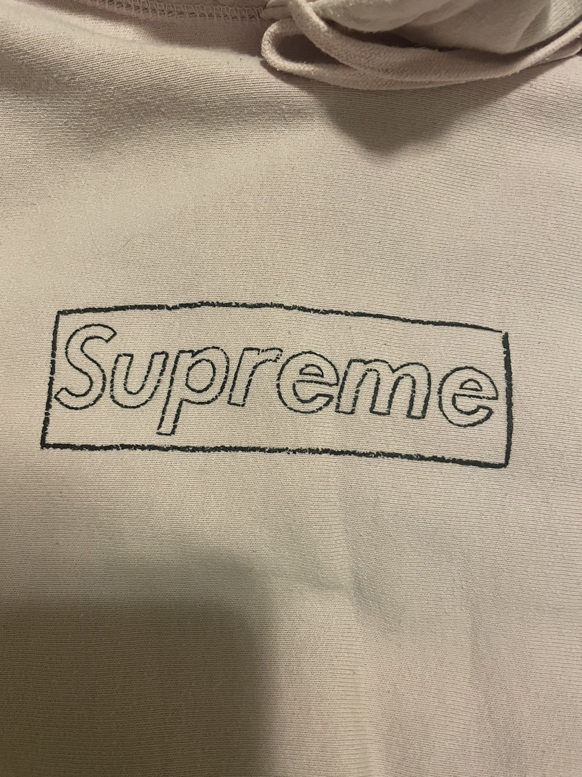 Kaws × Supreme Supreme x Kaws Chalk Logo Hoodie ss21 Size US M / EU 48-50 / 2 - 7 Thumbnail
