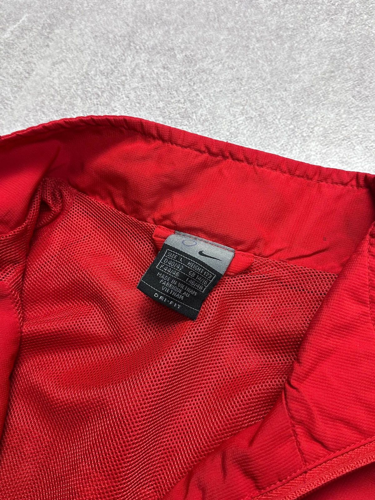 Nike Vintage Nike TN Skepta Nylon Y2K Tracksuit Rare L Size US L / EU 52-54 / 3 - 5 Thumbnail