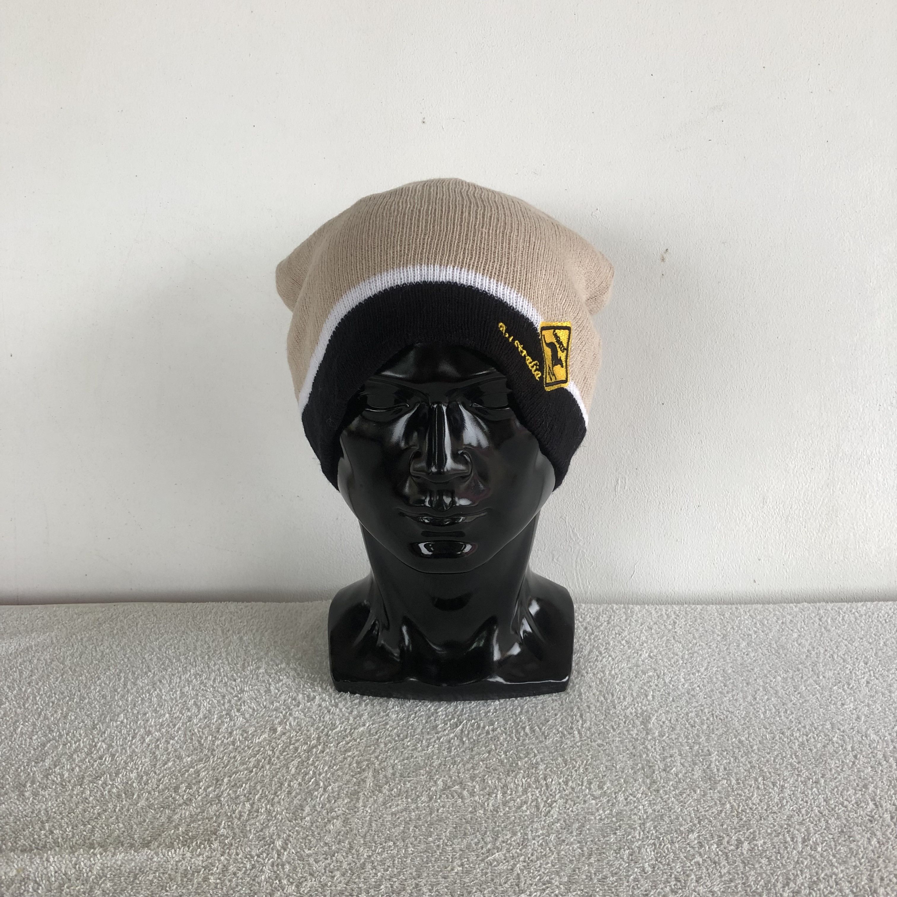Japanese Brand Vintage Y2K Australian Kangaroos Beanie Snow Caps Hats Size ONE SIZE - 2 Thumbnail