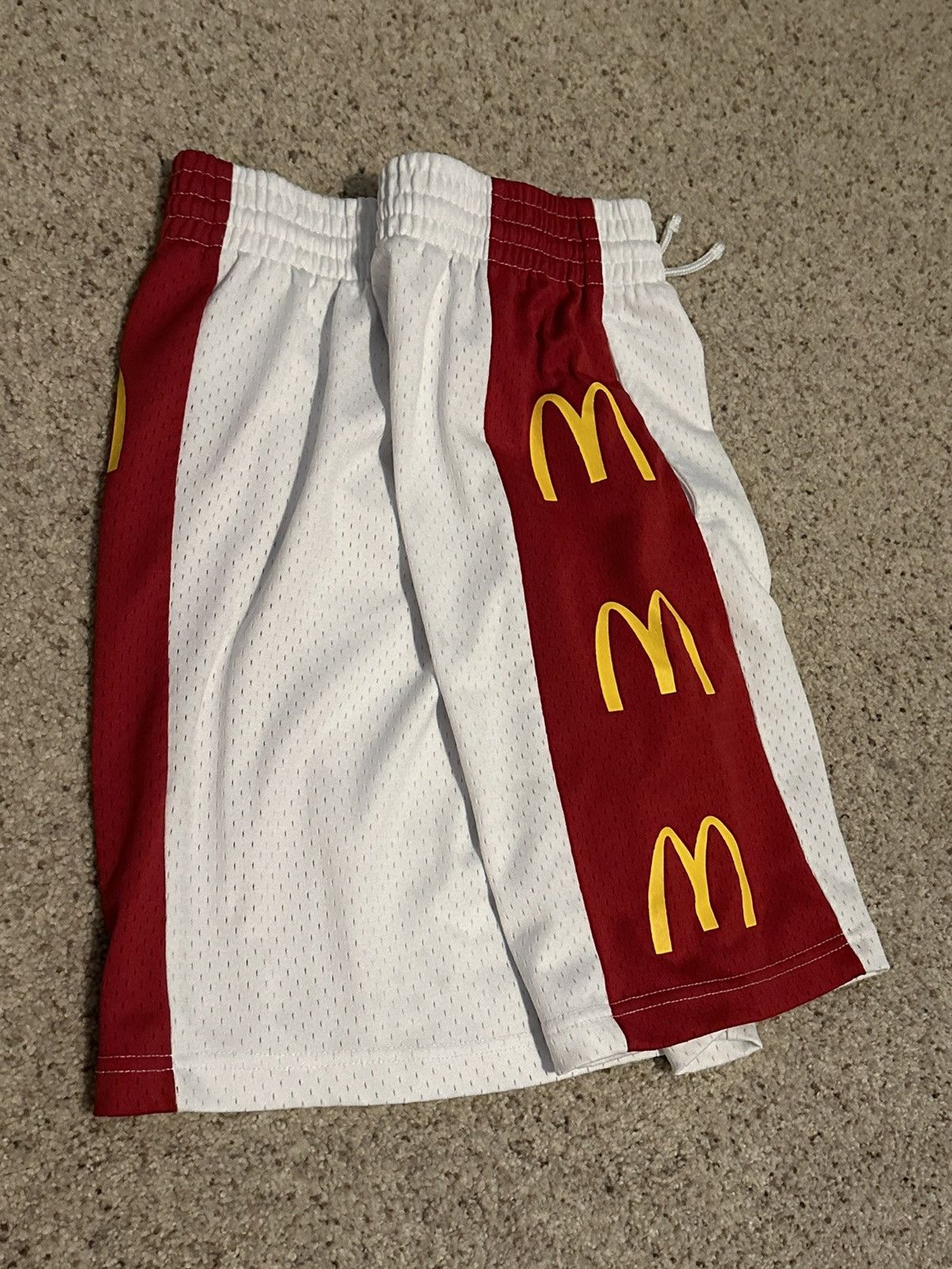 Travis Scott Travis Scott x McDonalds Cactus Jack All American Shorts Size US 32 / EU 48 - 3 Thumbnail