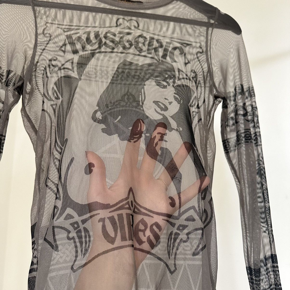 Hysteric Glamour Hysteric Glamour Rare Graphic Mesh Top Size ONE SIZE - 2 Thumbnail