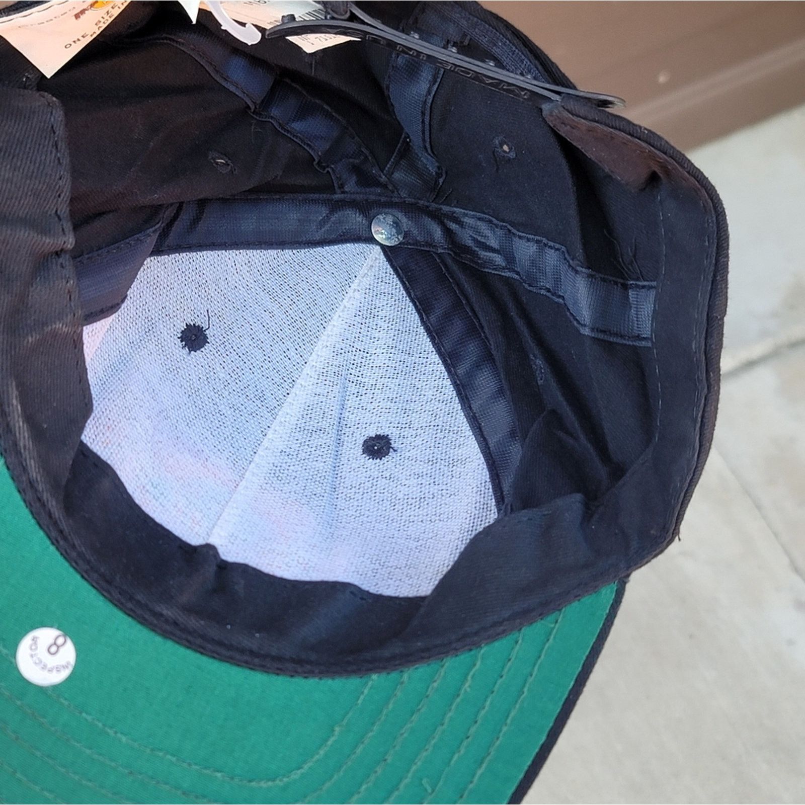 The Unbranded Brand Vtg 90s Hard Rock Hotel Las Vegas Snapback Hat Size ONE SIZE - 6 Thumbnail