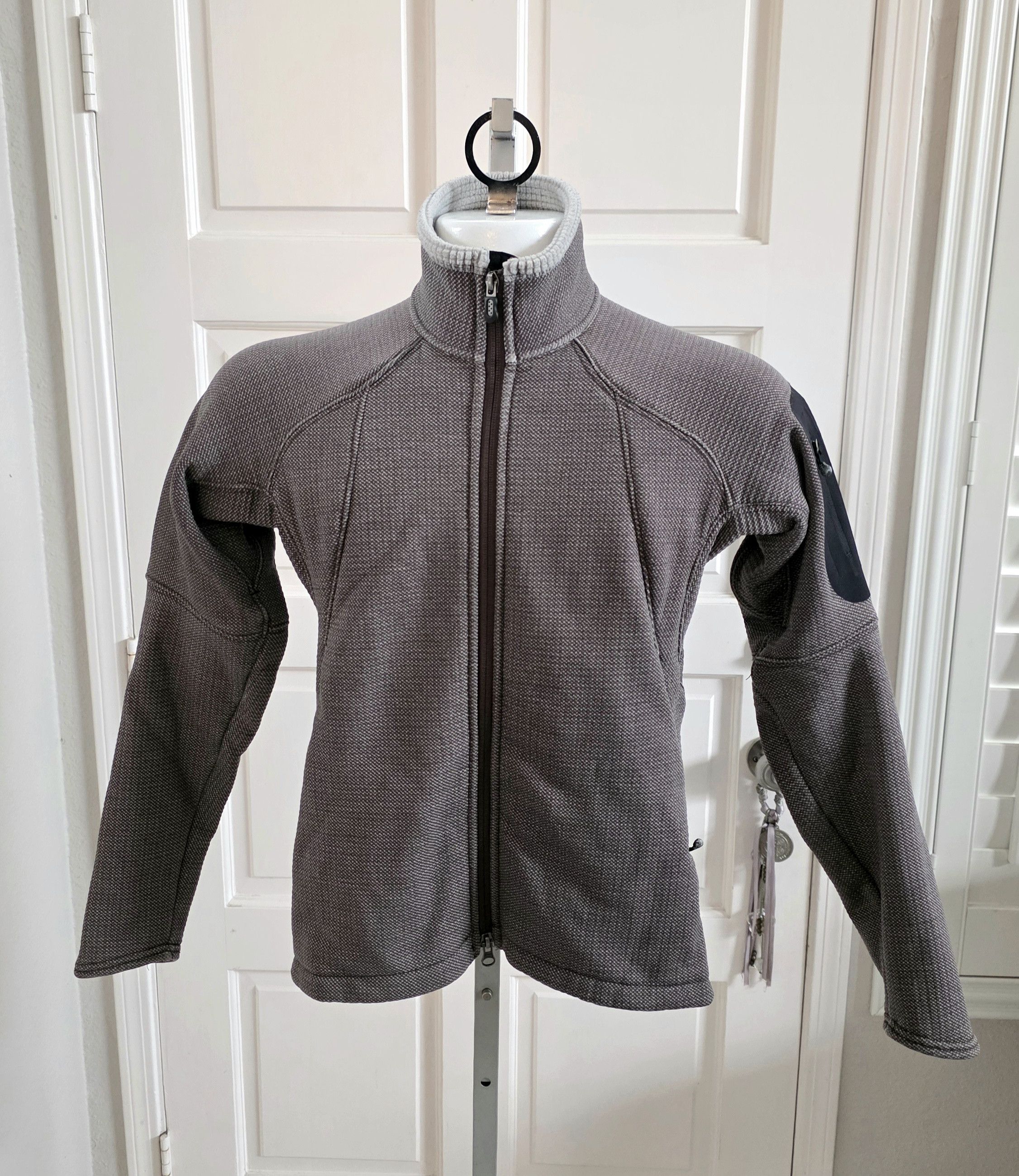 Patagonia Patagonia R1 Full-Zip Jacket polartec Raglan Sleeves Small Size S / US 4 / IT 40 - 1 Thumbnail